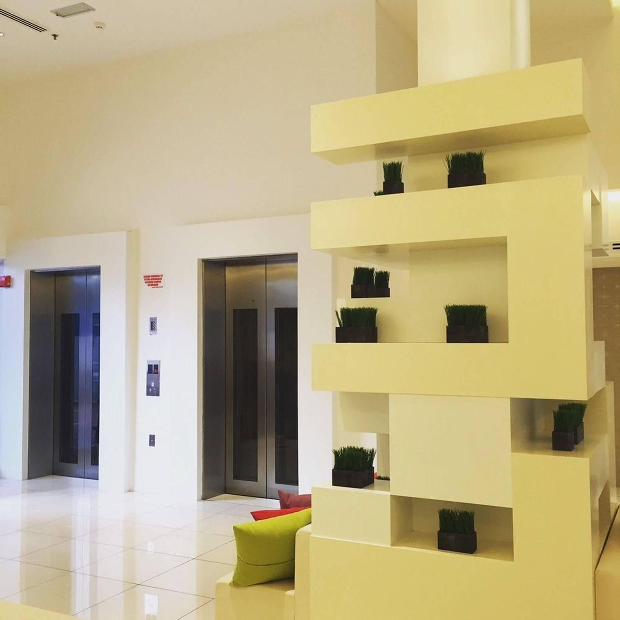 Hotel C Y C Heritage Georgetown